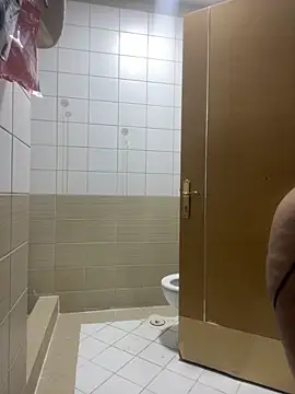 Layla-daloua online show from November 2025 12:09:02 AM