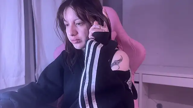 moundliicht1 online show from April 2026 08:44:01 PM