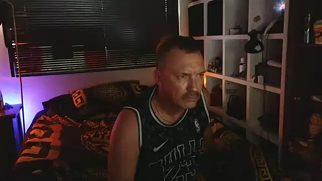 LukedavidDestroys online show from March 2026 04:49:02 AM