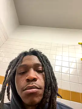 sneakylink13   online show from November 2025 01:46:01 PM