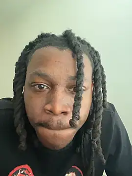 sneakylink13   online show from March 2026 10:20:01 PM