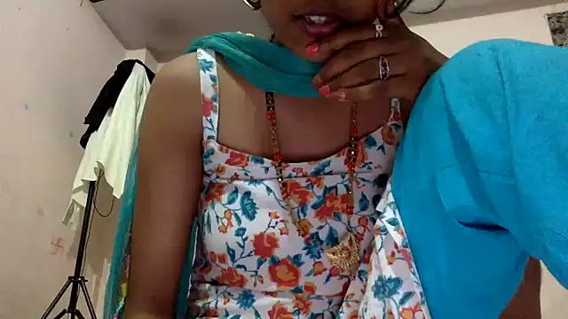 Shalu79 online show from July 2026 06:58:02 PM