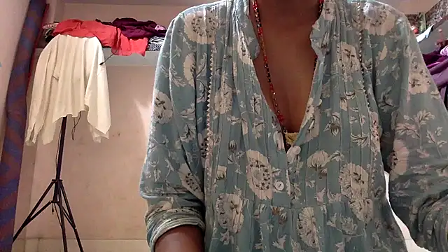 Shalu79 online show from July 2026 05:02:02 AM