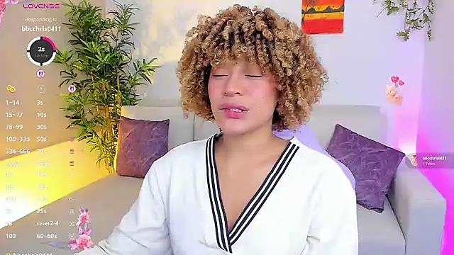 natty romanof 18 online show from April 2026 12:11:02 PM