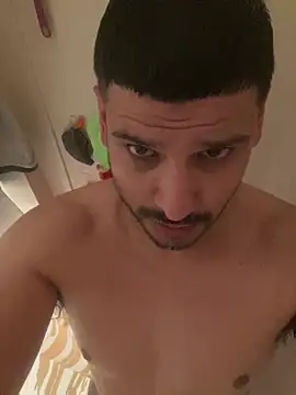 Snapshot of Insaneskillzz69 chatting on March 2026 12:12:01 AM Insaneskillzz69 online show from March 2026 12:12:01 AM