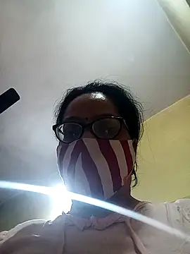 heenage online show from April 2026 04:51:01 AM