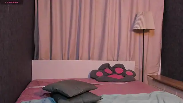 KIKI Krash online show from April 2026 06:10:01 PM