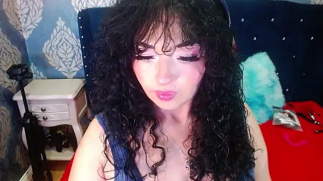 Sofiacowperx online show from July 2026 11:40:02 PM