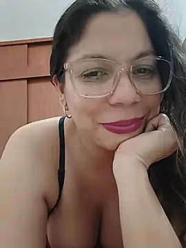 Snapshot of Carliina_Soussa chatting on July 2026 11:53:02 PM Carliina Soussa online show from July 2026 11:53:02 PM
