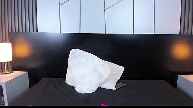 Snapshot of liz_goth chatting on February 2025 04:09:02 PM liz goth online show from February 2025 04:09:02 PM