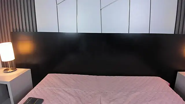 Snapshot of liz_goth chatting on February 2025 12:59:01 PM liz goth online show from February 2025 12:59:01 PM