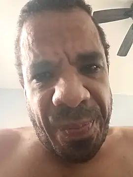 Tjskigh online show from April 2026 03:39:01 PM