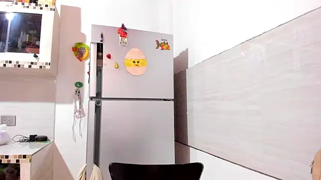 Biancasantillana online show from November 2025 05:04:01 PM