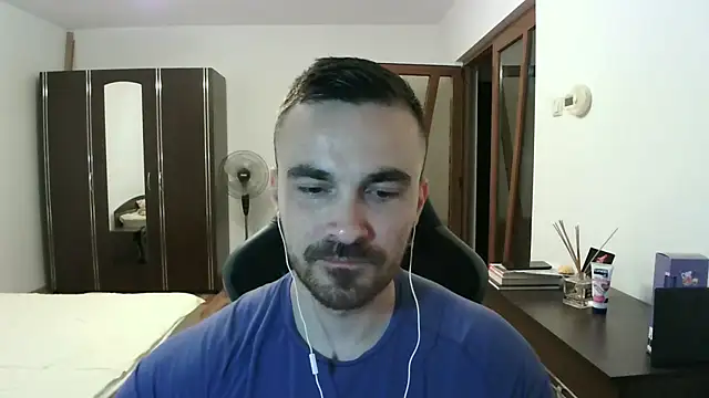 Snapshot of mu5clemania2 chatting on June 2026 08:19:02 PM mu5clemania2 online show from June 2026 08:19:02 PM
