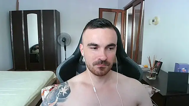Snapshot of mu5clemania2 chatting on July 2026 04:38:01 AM mu5clemania2 online show from July 2026 04:38:01 AM