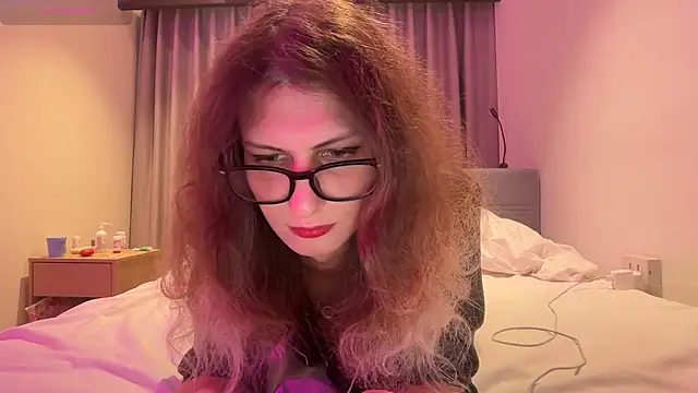 Alice Pinkhead online show from April 2026 08:09:02 AM