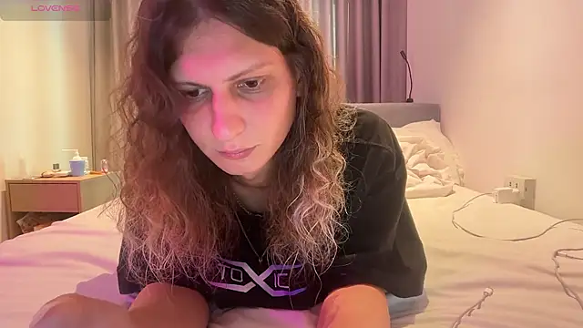 Alice Pinkhead online show from April 2026 07:58:02 AM