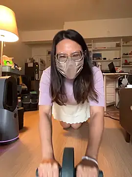 yourbootygirl online show from April 2026 07:02:01 AM