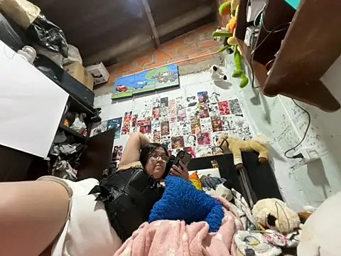 dafne19  online show from June 2026 03:09:02 AM