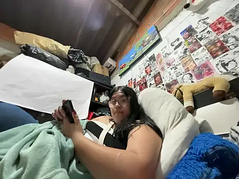 dafne19  online show from August 2026 10:19:02 PM