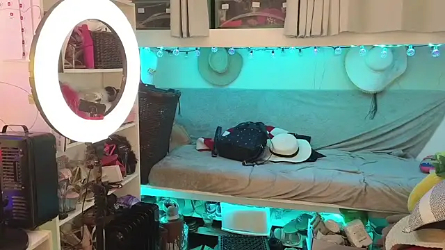 cunty tranny lydia online show from April 2026 01:21:01 AM