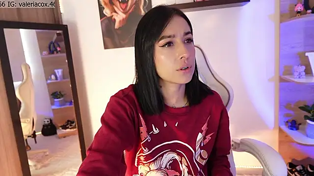 ValeriaCox online show from July 2026 02:53:01 PM