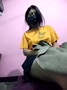 Snapshot of Hotty-Divya chatting on November 2025 09:19:02 AM Hotty-Divya online show from November 2025 09:19:02 AM