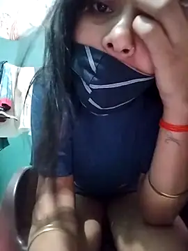 Snapshot of Hotty-Divya chatting on March 2026 02:45:02 AM Hotty-Divya online show from March 2026 02:45:02 AM