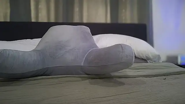 Snapshot of longislandprincess chatting on September 2025 01:00:01 PM longislandprincess online show from September 2025 01:00:01 PM