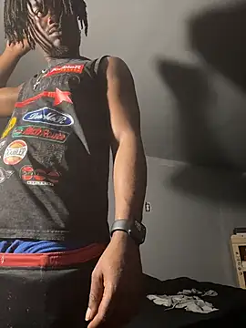 SluttyLyfe4L online show from April 2026 11:41:01 PM