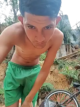 Valentinacuc online show from February 2026 11:57:02 AM