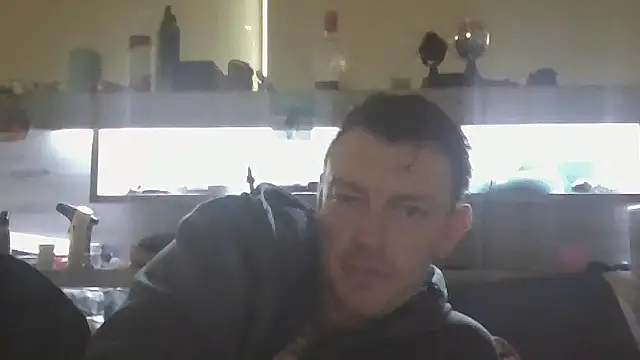 Snapshot of MDeez11 chatting on May 2026 02:07:02 AM MDeez11 online show from May 2026 02:07:02 AM