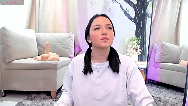  EmilyJireh  online show from March 2026 12:00:01 PM