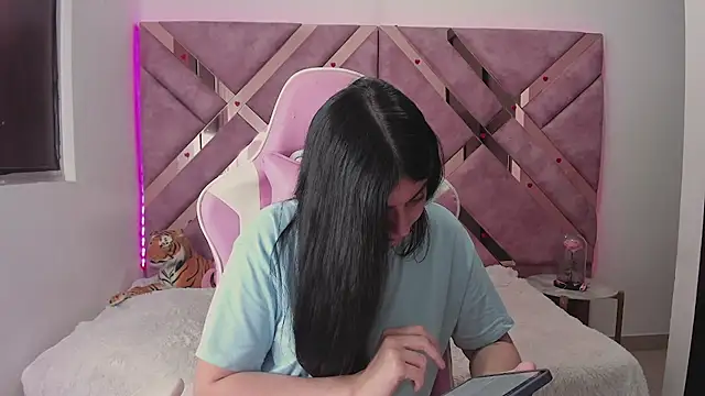 saori 9b online show from March 2026 07:29:01 PM