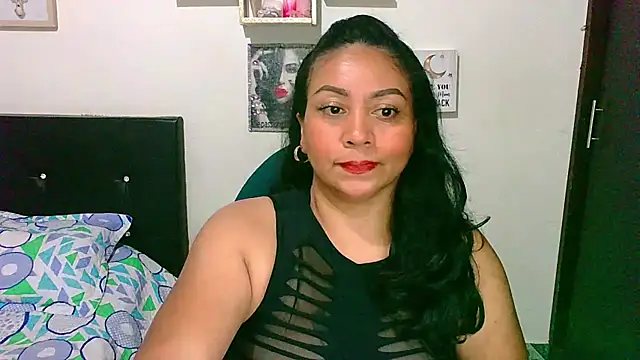 zaray bella online show from April 2026 11:52:02 PM