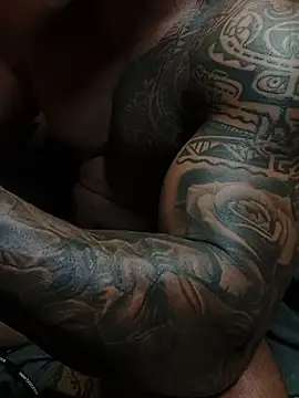 moody1996- online show from October 2025 03:32:01 AM