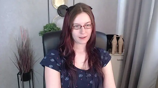 emmaxDelight online show from March 2026 01:29:02 PM