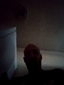 Snapshot of armdy371 chatting on March 2026 01:10:02 AM armdy371 online show from March 2026 01:10:02 AM