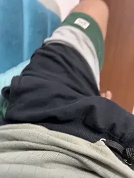 WildDick0007 online show from November 2025 12:38:02 PM