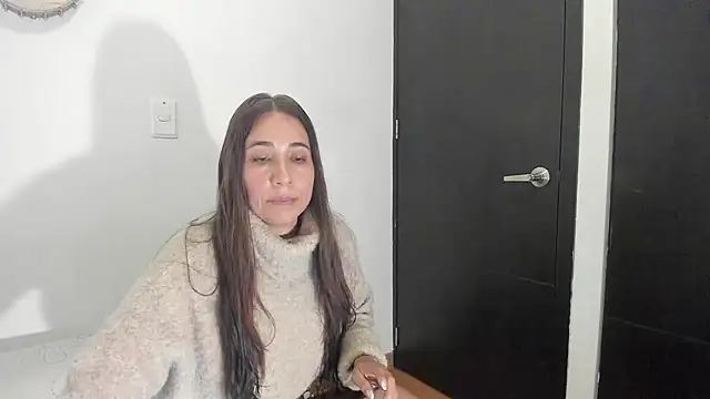 Snapshot of electra_hunt chatting on December 2024 11:45:02 PM electra hunt online show from December 2024 11:45:02 PM