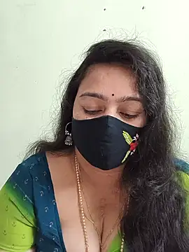 neelu-hoty online show from November 2025 12:49:02 PM