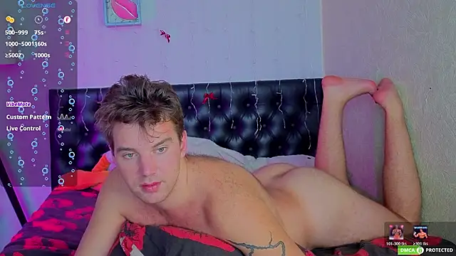 ArthurWhitee online show from February 2026 07:51:01 AM