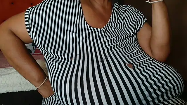 tinagiant online show from March 2026 07:28:01 PM