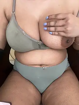 Snapshot of Angoori_Baby chatting on July 2026 01:45:01 AM Angoori Baby online show from July 2026 01:45:01 AM
