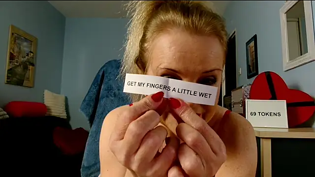 sexyjennyeu online show from March 2026 09:40:02 PM