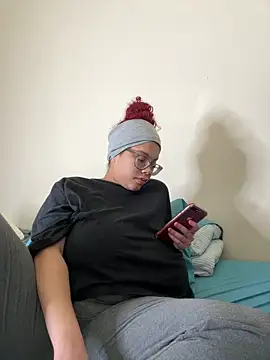 Snapshot of kelsmx chatting on April 2026 08:50:01 PM kelsmx online show from April 2026 08:50:01 PM