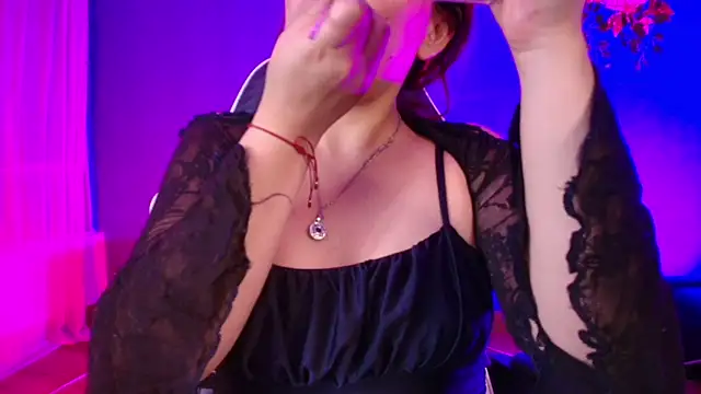 vanelope11 online show from June 2026 02:47:01 AM