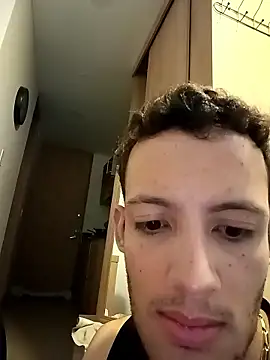 Snapshot of Duvan_Martinez23 chatting on January 2026 12:11:01 PM Duvan Martinez23 online show from January 2026 12:11:01 PM