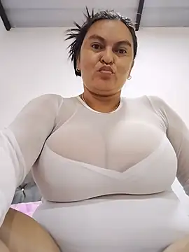 Snapshot of Horny-Mommy-Dirty chatting on June 2026 11:44:02 AM Horny-Mommy-Dirty online show from June 2026 11:44:02 AM
