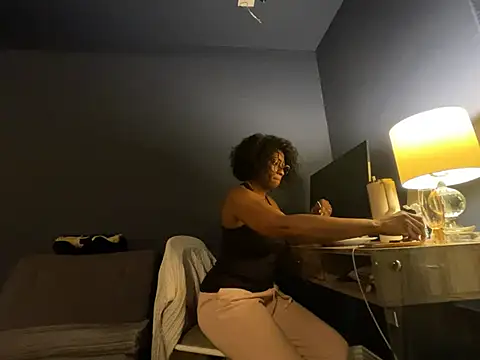 wynterheat online show from April 2026 01:47:02 AM